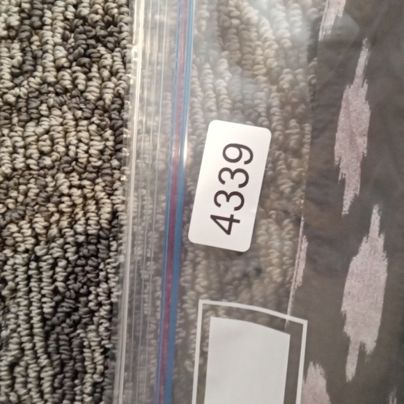 Patagonia  Mens Wavefarer  BoardShorts with Unique Pattern Swim Trucks Size 31 - Picture 8 of 8